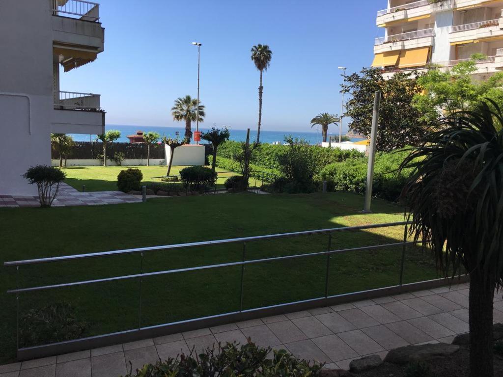 滨海略雷特Romantico Piso De La Playa Fenals公寓 外观 照片