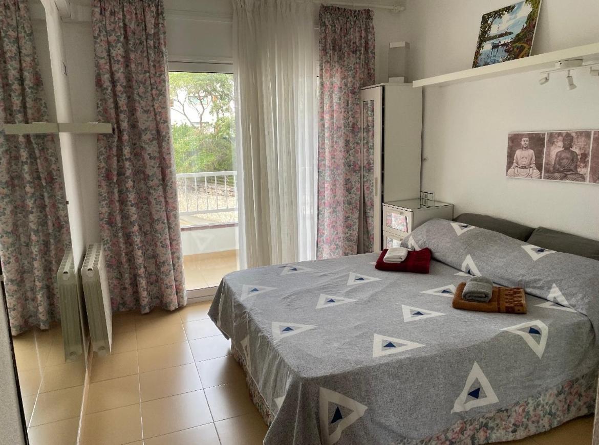 滨海略雷特Romantico Piso De La Playa Fenals公寓 外观 照片